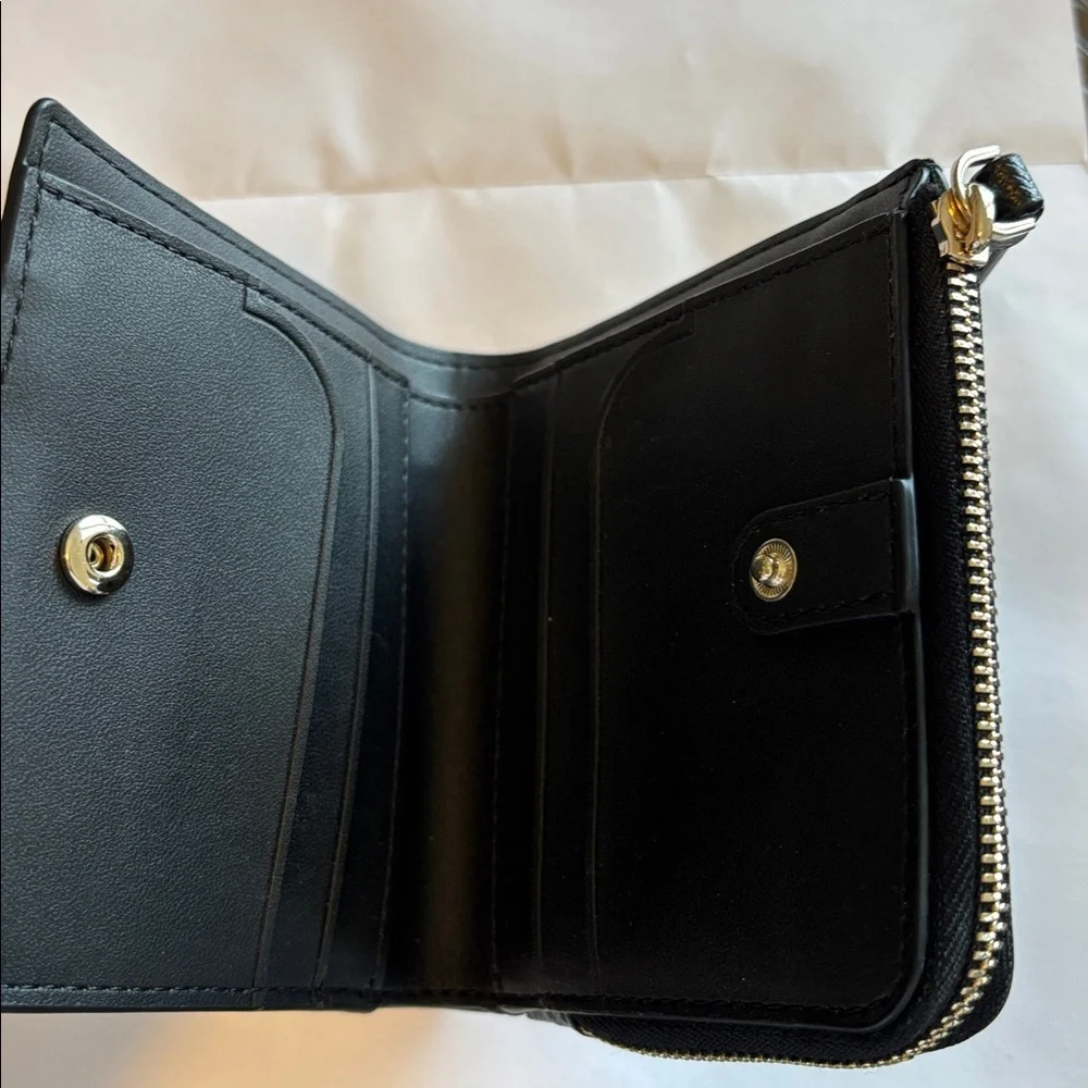 Kate Spade New York black and silver staci saffiano leather wallet purse